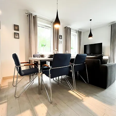 Apartmán Walk To Park, Modern 2bd Kitchen! Balcony, Parking *
